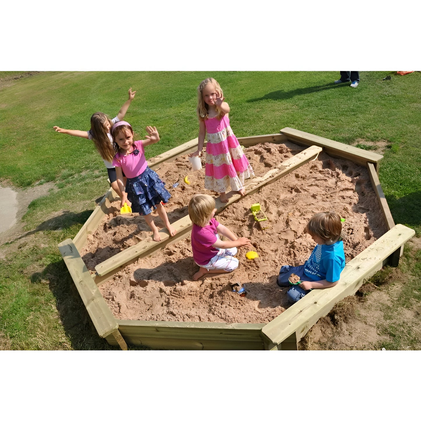 Large Octagon Sandpit (2.5m)