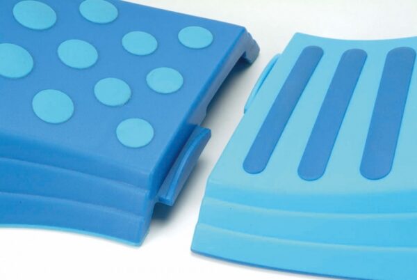 Wavy Tactile Balance Path